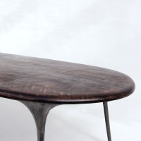 <a href="https://www.galeriegosserez.com/artistes/loellmann-valentin.html">Valentin Loellmann </a> - Steel - Dining table